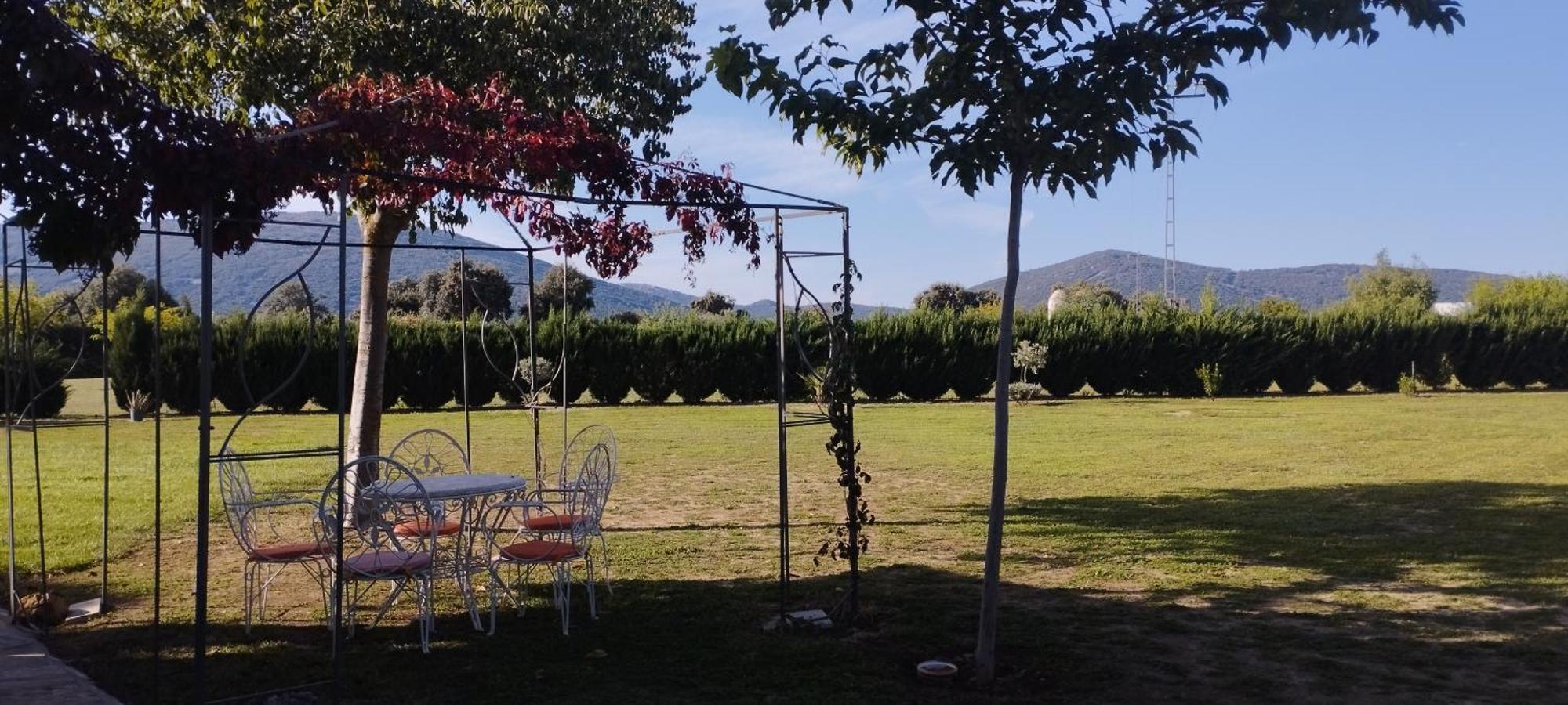 Finca Los Pajaros Cerca De Puy Du Fou Toledo Navahermosa  Esterno foto